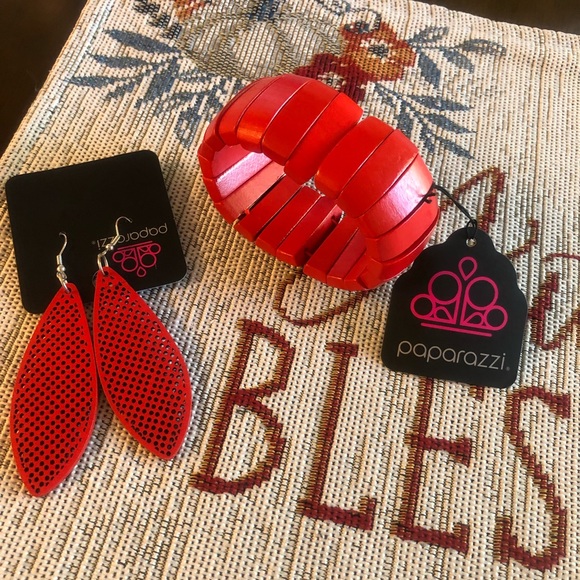 Jewelry - Picture 2 of 2